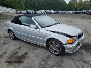 2001 BMW 3 Series 330Ci with VIN WBABS53411EV86207, listed as a Copart auction lot 67568394 with 95,113 mi miles and Salvage Title. Bid and sale history available at carsss.com. Image 4.