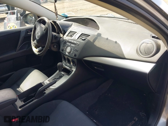 2010 Mazda Mazda3 i Touring with VIN JM1BL1SG5A1349036, listed as a IAAI auction lot 42038645 with 115,944 mi miles. Bid and sale history available at carsss.com. Image 5.
