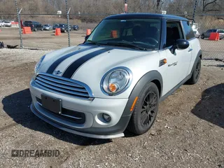 2013 MINI Cooper Hardtop with VIN WMWSU3C56DT683555, listed as a IAAI auction lot 41871323 with 102,527 mi miles. Bid and sale history available at carsss.com. Image 17.