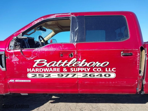 2017 Ford Super Duty F-250 SRW Lariat with VIN 1FT7W2BT4HEE41418, listed as a IAAI auction lot 40596814 with 110,684 mi miles. Bid and sale history available at carsss.com. Image 14.
