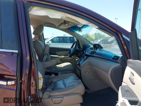 2011 Honda Odyssey EX with VIN 5FNRL5H42BB021438, listed as a IAAI auction lot 41978690 with 190,495 mi miles and . Bid and sale history available at carsss.com. Image 5.