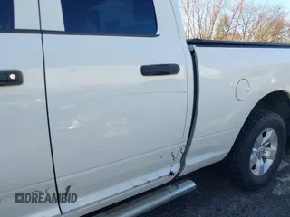 2014 Ram 1500 Tradesman z VIN 1C6RR7FT4ES428843, wystawiony jako IAAI lot #41461484 z przebiegiem 87 987 mil mil oraz . Historia ofert i sprzedaży dostępna na DreamBid. Obrazek 18.