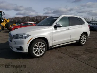 2015 BMW X5 xDrive50i z VIN 5UXKR6C57F0J77466, wystawiony jako Copart lot #42792945 z przebiegiem 172 537 mil mil oraz Szkody całkowita. Historia ofert i sprzedaży dostępna na DreamBid. Obrazek 1.