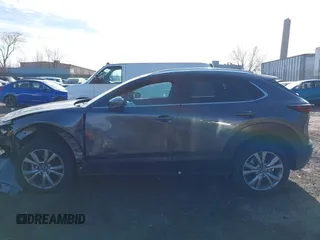 2022 Mazda CX-30 2.5 S Select Package with VIN 3MVDMBBL6NM447914, listed as a IAAI auction lot 41660946 with 1 mi miles. Bid and sale history available at carsss.com. Image 13.