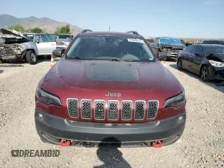 2019 Jeep Cherokee Trailhawk Elite with VIN 1C4PJMBNXKD147403, listed as a Copart auction lot 61609245 with 58,636 mi miles and Clean title. Bid and sale history available at DreamBid. Image 5.
