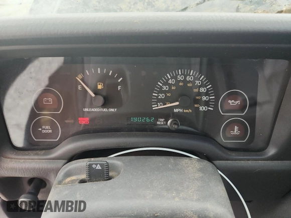 1999 Jeep Cherokee z VIN 1J4FF28P4XL560533, wystawiony jako Copart lot #59180605 z przebiegiem 190 262 mil mil oraz Czysty tytuł • Clean title. Historia ofert i sprzedaży dostępna na DreamBid. Obrazek 9.