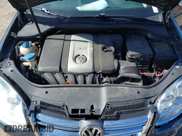 2009 Volkswagen Jetta SE with VIN 3VWRZ71K59M057372, listed as a IAAI auction lot 41741847 with 197,105 mi miles and . Bid and sale history available at DreamBid. Image 10.