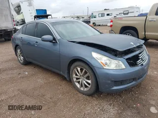 2008 Infiniti G35 Sedan Journey with VIN JNKBV61EX8M206632, listed as a IAAI auction lot 40984795 with 211,871 mi miles. Bid and sale history available at carsss.com. Image 1.