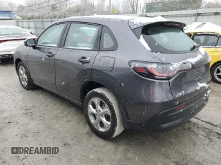 2024 Honda HR-V LX with VIN 3CZRZ1H32RM716078, listed as a Copart auction lot 80433714 with 31,631 mi miles and Salvage Title. Bid and sale history available at carsss.com. Image 2.