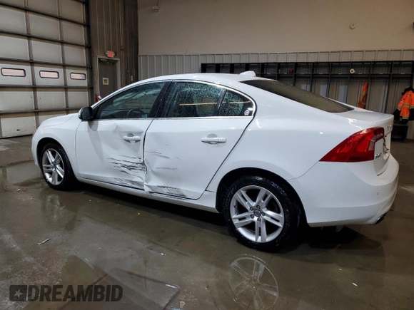 2015 Volvo S60 T5 Platinum with VIN YV1612TD8F2305562, listed as a Copart auction lot 47931785 with 62,727 mi miles and Salvage Title. Bid and sale history available at carsss.com. Image 2.