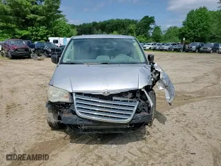 2009 Chrysler Town & Country LX with VIN 2A8HR44EX9R630030, listed as a Copart auction lot 56555524 with 0 mi miles and Clean Title. Bid and sale history available at carsss.com. Image 12.