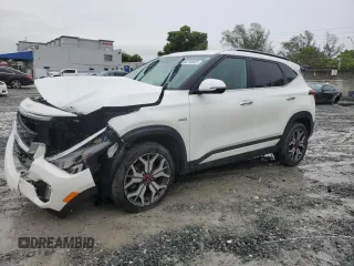 2022 Kia Seltos SX with VIN KNDETCA27N7273191, listed as a Copart auction lot 59415665 with 36,558 mi miles and Salvage title. Bid and sale history available at DreamBid. Image 1.