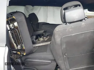 2019 Dodge Grand Caravan SE with VIN 2C4RDGBG3KR639447, listed as a IAAI auction lot 40960702 with Not Provided miles and . Bid and sale history available at DreamBid. Image 8.
