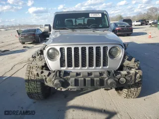 2020 Jeep Gladiator Sport S with VIN 1C6HJTAG9LL159395, listed as a Copart auction lot 47348875 with 135,095 mi miles and Salvage Title. Bid and sale history available at carsss.com. Image 5.