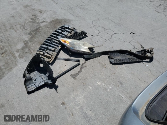 2015 Nissan Note S Plus with VIN 3N1CE2CP4FL358672, listed as a Copart auction lot 52916195 with Not Provided miles and Salvage Title. Bid and sale history available at DreamBid. Image 13.