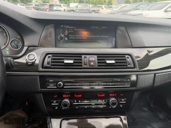2013 BMW 5 Series 535i xDrive с VIN WBAFU7C52DDU77XXX, выставлен на аукционе Copart как лот 64940535 с пробегом 64 393 миль миль и Чистый • Clean title. История ставок и продаж доступна на DreamBid. Изображение 9.