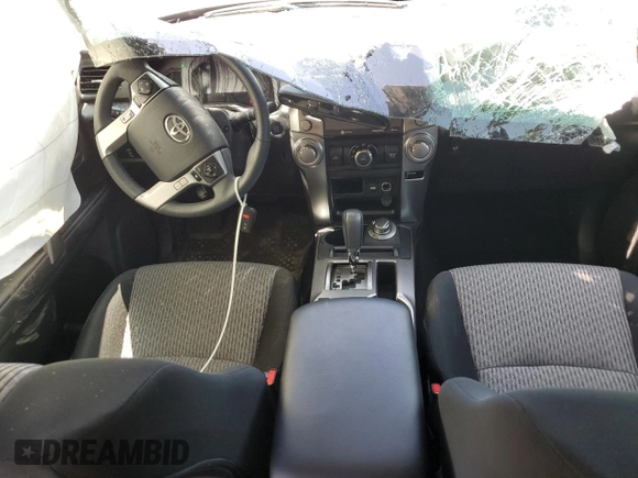 2024 Toyota 4Runner SR5 with VIN JTEMU5JR5R6215525, listed as a Copart auction lot 59391125 with 13,084 mi miles and Salvage title. Bid and sale history available at DreamBid. Image 8.