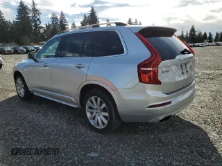 2016 Volvo XC90 T6 Momentum with VIN YV4A22PK5G1073075, listed as a Copart auction lot 50959515 with 129,837 mi miles and Clean Title. Bid and sale history available at carsss.com. Image 2.