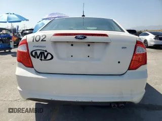 2012 Ford Fusion SE z VIN 3FAHP0HA9CR122037, wystawiony jako Copart lot #58367255 z przebiegiem 136 266 mil mil oraz Czysty tytuł • Clean title. Historia ofert i sprzedaży dostępna na DreamBid. Obrazek 6.