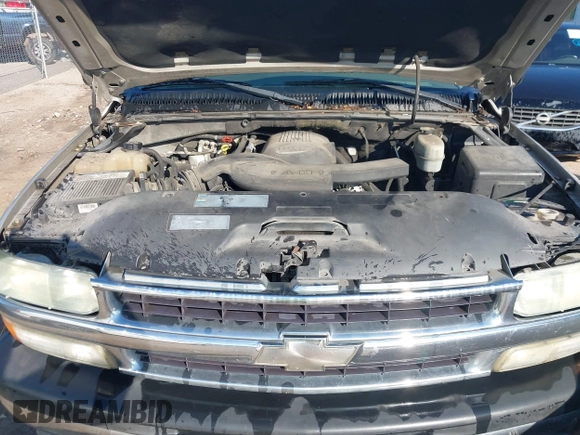 2004 Chevrolet Suburban LT with VIN 1GNEC16T84R125633, listed as a IAAI auction lot 42564242 with 328,946 mi miles and . Bid and sale history available at DreamBid. Image 10.