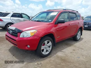 2007 Toyota RAV4 Sport z VIN JTMBD32V075089735, wystawiony jako IAAI lot #42448493 z przebiegiem 183 051 mil mil oraz . Historia ofert i sprzedaży dostępna na DreamBid. Obrazek 2.
