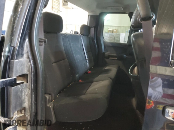 2011 GMC Sierra 1500 SLE z VIN 1GTR2VE31BZ258009, wystawiony jako Copart lot #44154985 z przebiegiem Nie podano mil oraz Szkoda całkowita • Salvage title. Historia ofert i sprzedaży dostępna na DreamBid. Obrazek 10.