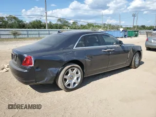 2015 Rolls-Royce Ghost z VIN SCA664S53FUX53197, wystawiony jako Copart lot #72152444 z przebiegiem 39 280 mil mil oraz Szkody całkowita. Historia ofert i sprzedaży dostępna na DreamBid. Obrazek 3.