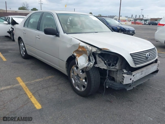2002 Lexus LS 430 with VIN JTHBN30F520070952, listed as a IAAI auction lot 42045804 with 234,411 mi miles. Bid and sale history available at carsss.com. Image 1.