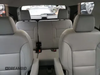2019 Chevrolet Traverse LT Leather with VIN 1GNEVHKW1KJ280801, listed as a Copart auction lot 37754613 with 28,525 mi miles. Bid and sale history available at carsss.com. Image 10.