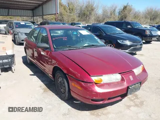 2000 Saturn SL with VIN 1G8ZH5284YZ111006, listed as a IAAI auction lot 41778862 with 155,852 mi miles. Bid and sale history available at carsss.com. Image 1.