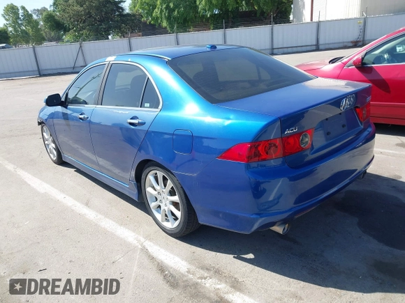 2006 Acura TSX with VIN JH4CL96846C027553, listed as a IAAI auction lot 42109876 with 195,777 mi miles. Bid and sale history available at carsss.com. Image 3.