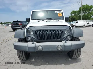 2018 Jeep Wrangler Unlimited Sport S with VIN 1C4BJWDG0JL821471, listed as a Copart auction lot 54175815 with 135,760 mi miles and Clean title. Bid and sale history available at DreamBid. Image 5.