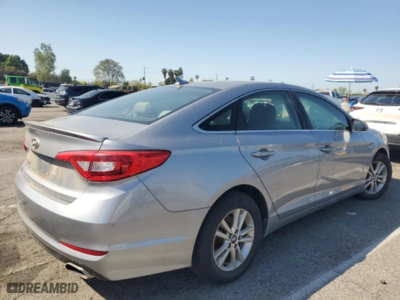 2017 Hyundai Sonata SE with VIN 5NPE24AFXHH540612, listed as a Copart auction lot 51391875 with 104,756 mi miles and Salvage Title. Bid and sale history available at carsss.com. Image 3.
