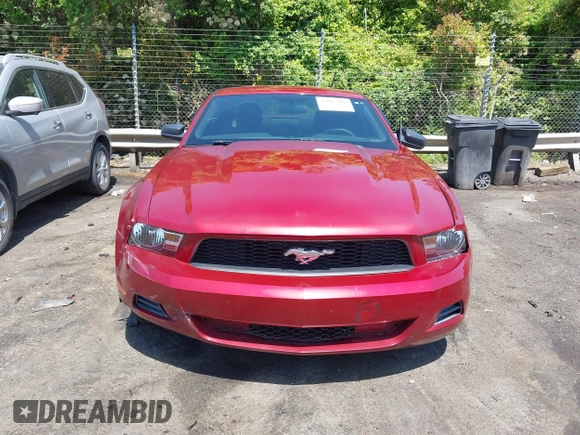 2010 Ford Mustang V6 с VIN 1ZVBP8AN7A5135555, выставлен на аукционе IAAI как лот 42065460 с пробегом 154 015 миль миль и . История ставок и продаж доступна на DreamBid. Изображение 12.