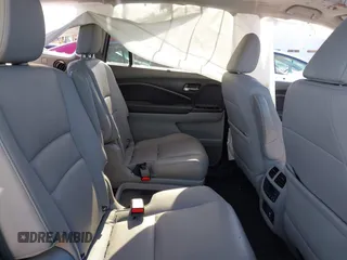 2019 Honda Pilot Touring 7-Passenger with VIN 5FNYF6H60KB038846, listed as a IAAI auction lot 41339385 with Not provided miles and . Bid and sale history available at DreamBid. Image 8.