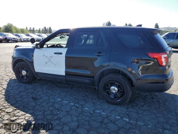 2017 Ford Police Interceptor Utility z VIN 1FM5K8AR4HGB93019, wystawiony jako Copart lot #54857095 z przebiegiem Nie podano mil oraz Czysty tytuł • Clean title. Historia ofert i sprzedaży dostępna na DreamBid. Obrazek 2.