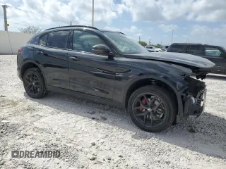 2019 Alfa Romeo Stelvio z VIN ZASPAKAN8K7C49262, wystawiony jako Copart lot #54317625 z przebiegiem Nie podano mil oraz Nie do naprawy • Non repairable. Historia ofert i sprzedaży dostępna na DreamBid. Obrazek 4.
