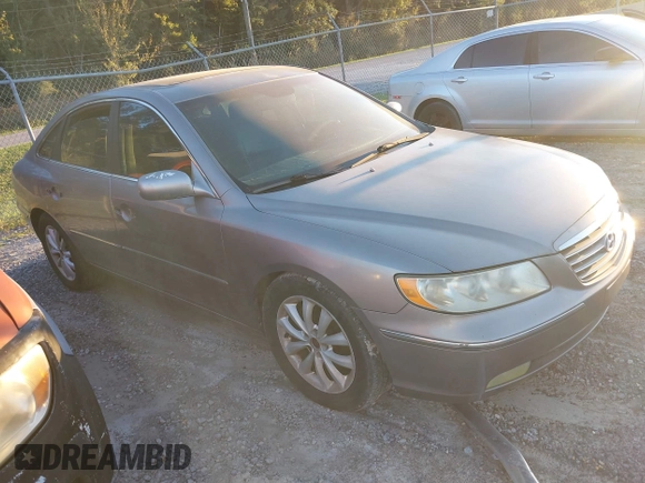 2006 Hyundai Azera SE with VIN KMHFC46F16A109232, listed as a IAAI auction lot 40932728 with 210,300 mi miles and . Bid and sale history available at DreamBid. Image 1.