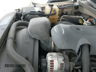 2004 GMC Sierra 1500 SLE z VIN 2GTEK13T841413502, wystawiony jako IAAI lot #42226796 z przebiegiem 192 481 mil mil oraz . Historia ofert i sprzedaży dostępna na DreamBid. Obrazek 20.