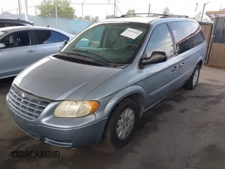 2006 Chrysler Town & Country LX with VIN 1A4GP44R46B609965, listed as a IAAI auction lot 42093438 with 333,689 mi miles and . Bid and sale history available at DreamBid. Image 20.