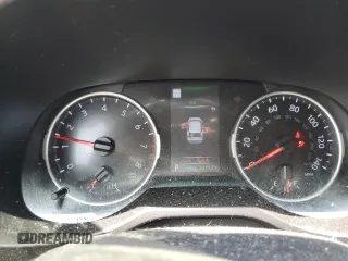2022 Toyota RAV4 LE with VIN 2T3F1RFV6NC273303, listed as a Copart auction lot 61099085 with 33,712 mi miles and Salvage title. Bid and sale history available at DreamBid. Image 9.