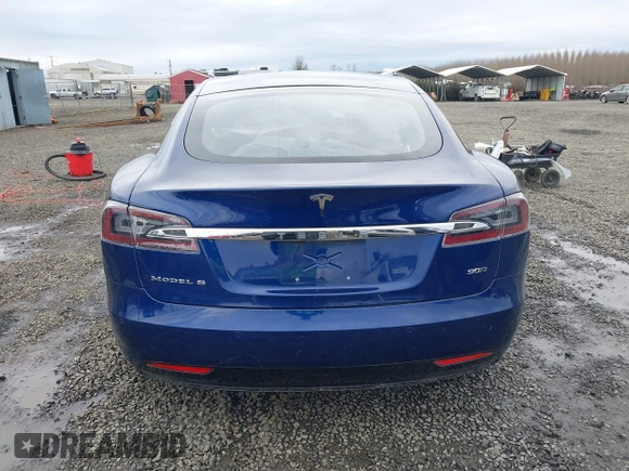 2017 Tesla Model S 100D with VIN 5YJSA1E25HF184502, listed as a IAAI auction lot 41834310 with 92,887 mi miles and . Bid and sale history available at DreamBid. Image 17.