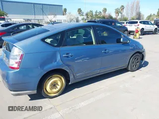 2008 Toyota Prius z VIN JTDKB20U687712324, wystawiony jako IAAI lot #41879892 z przebiegiem 270 900 mil mil oraz . Historia ofert i sprzedaży dostępna na DreamBid. Obrazek 17.