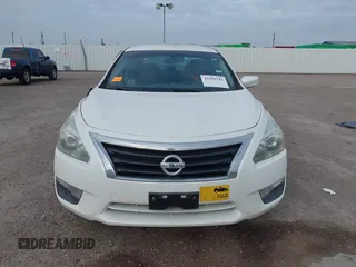 2015 Nissan Altima S with VIN 1N4AL3AP2FN331236, listed as a IAAI auction lot 41929242 with 100,439 mi miles and . Bid and sale history available at carsss.com. Image 12.
