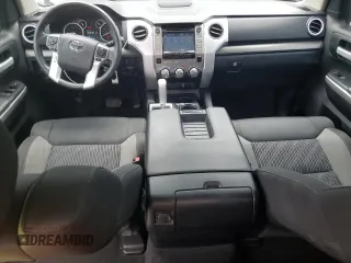 2017 Toyota Tundra SR5 z VIN 5TFRW5F13HX222876, wystawiony jako Copart lot #52101965 z przebiegiem 79 015 mil mil oraz Nie do naprawy • Non repairable. Historia ofert i sprzedaży dostępna na DreamBid. Obrazek 8.