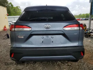 2025 Toyota Corolla Cross LE z VIN 7MUCAAAG6SV124727, wystawiony jako Copart lot #52089315 z przebiegiem 3 565 mil mil oraz Szkoda całkowita • Salvage title. Historia ofert i sprzedaży dostępna na DreamBid. Obrazek 6.