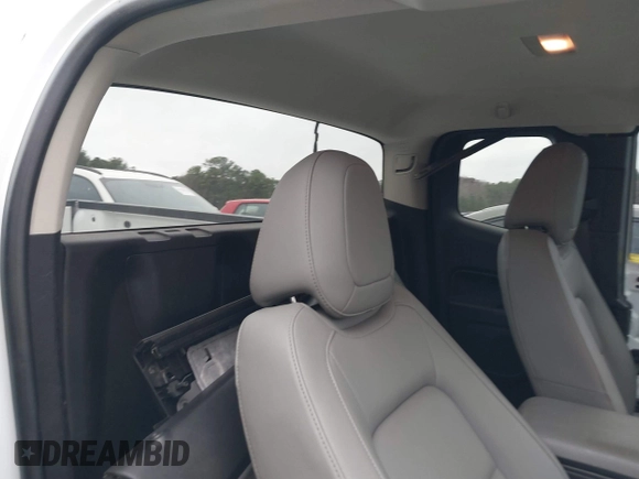 2018 Chevrolet Colorado 2WD Work Truck with VIN 1GCHSBEA3J1136158, listed as a IAAI auction lot 41112754 with 109,190 mi miles. Bid and sale history available at carsss.com. Image 8.