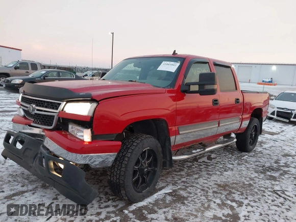 2006 Chevrolet Silverado 1500 LT1 with VIN 2GCEK13TX61118887, listed as a IAAI auction lot 41003882 with 171,532 mi miles. Bid and sale history available at carsss.com. Image 18.