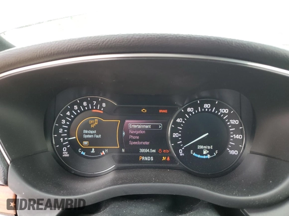 2018 Lincoln MKC Reserve z VIN 5LMTJ3DH7JUL33049, wystawiony jako Copart lot #57151205 z przebiegiem 39 594 mil mil oraz Szkody całkowita. Historia ofert i sprzedaży dostępna na DreamBid. Obrazek 9.