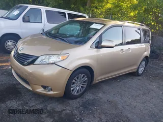 2011 Toyota Sienna XLE AAS с VIN 5TDYK3DCXBS126384, выставлен на аукционе IAAI как лот 42309297 с пробегом 229 242 миль миль и . История ставок и продаж доступна на DreamBid. Изображение 18.